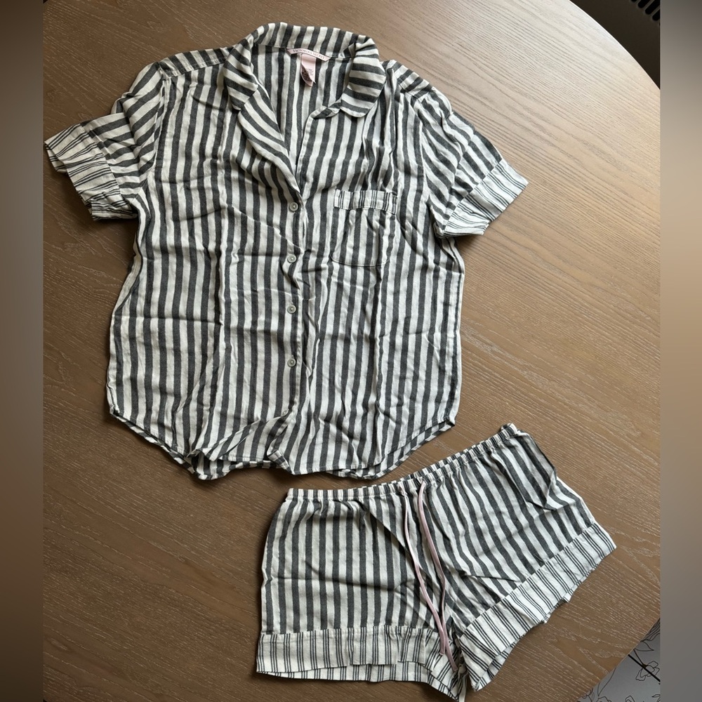 Victoria’s Secret XS stripped short sleeve PJ Set